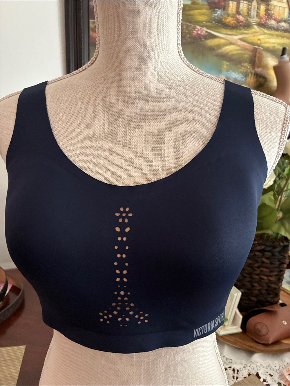 Victoria Sport Navy Seamless High-Support Sports Bra